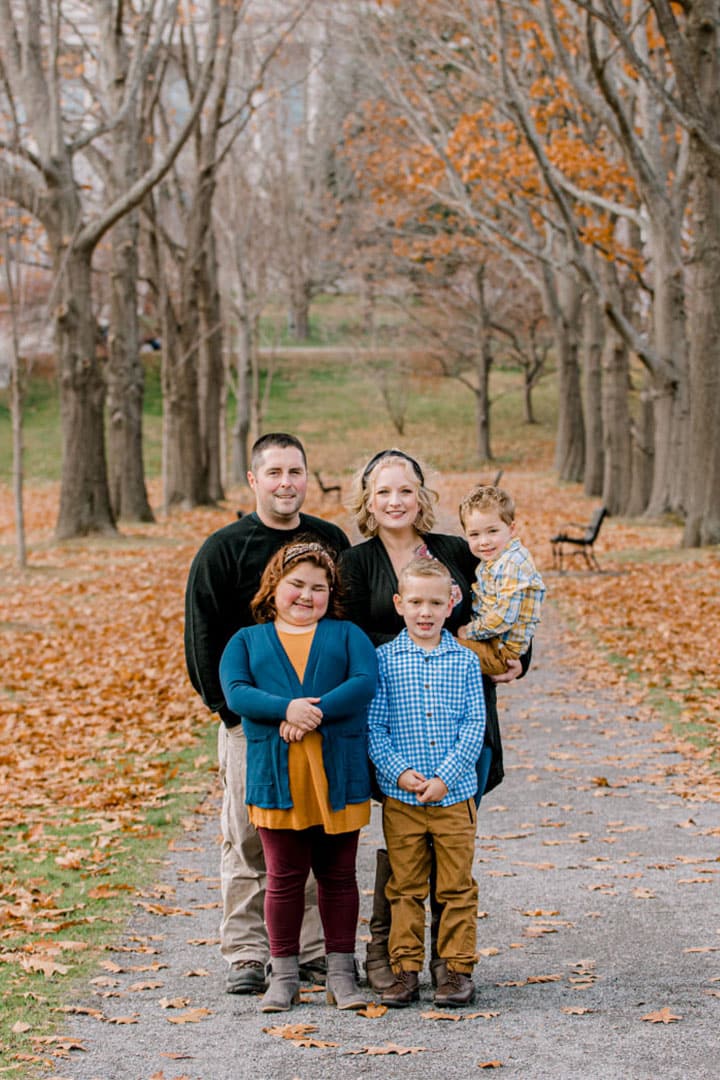 family photos in the fall in maine