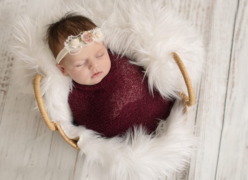 Baby photographer in maine, posed newborn girls, augusta maine studio