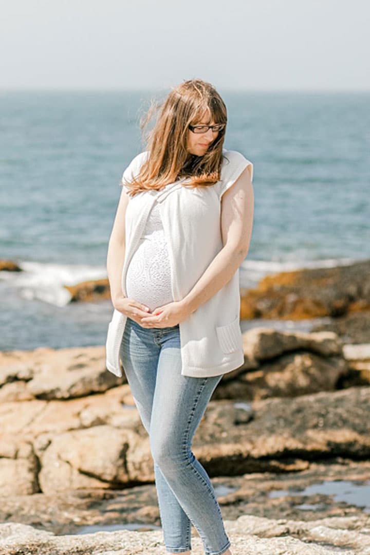 maine maternity photographer on maine beach